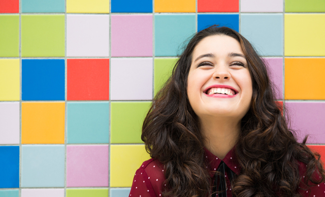 Qué significa soñar con estar contenta