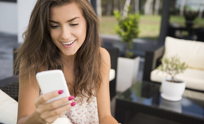 Descubre si tienes baja autoestima por lo que publicas en Facebook