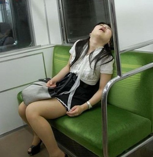 Quedarse dormida en la calle