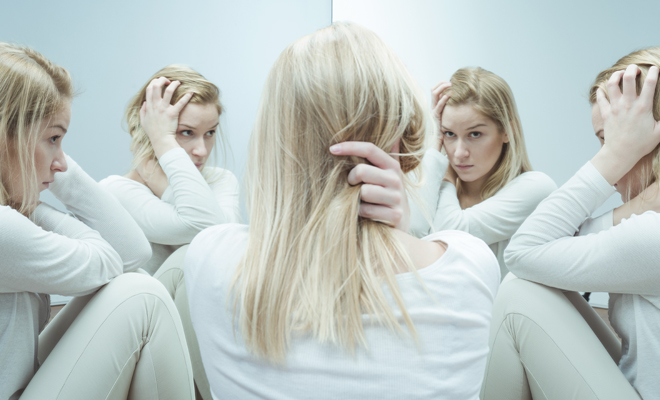 esquizofrenia y hablar solo 