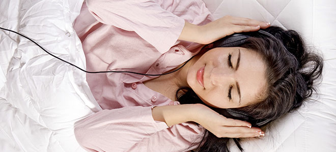 Música para dormir: ¿recomendable o perjudicial para la salud?