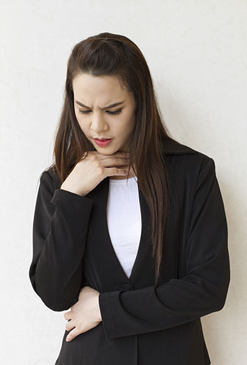 El dolor de garganta es uno de los síntomas de el Síndrome de Fatiga Crónica El dolor de garganta es uno de los síntomas de el Síndrome de Fatiga Crónica.