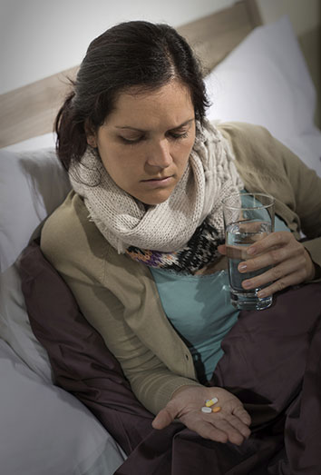 La aspirina, la medicina para aliviar el dolor de garganta. La aspirina, la medicina para aliviar el dolor de garganta.