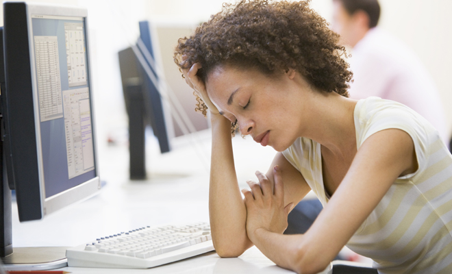 Las mujeres necesitamos dormir 20 minutos más